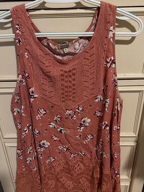 Gimmicks Floral Tank Top sz Med